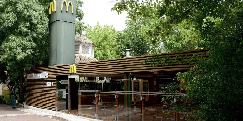 Construtório em parceria com a McDonald's